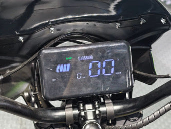 Warrior digital display with speed and battery indicator